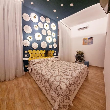 City Focus Apartment2 Napoli Екстер'єр фото