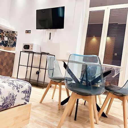 City Focus Apartment2 Napoli Екстер'єр фото