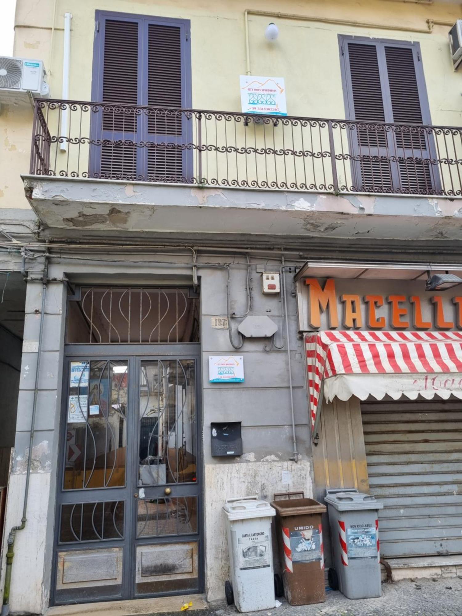 City Focus Apartment2 Napoli Екстер'єр фото