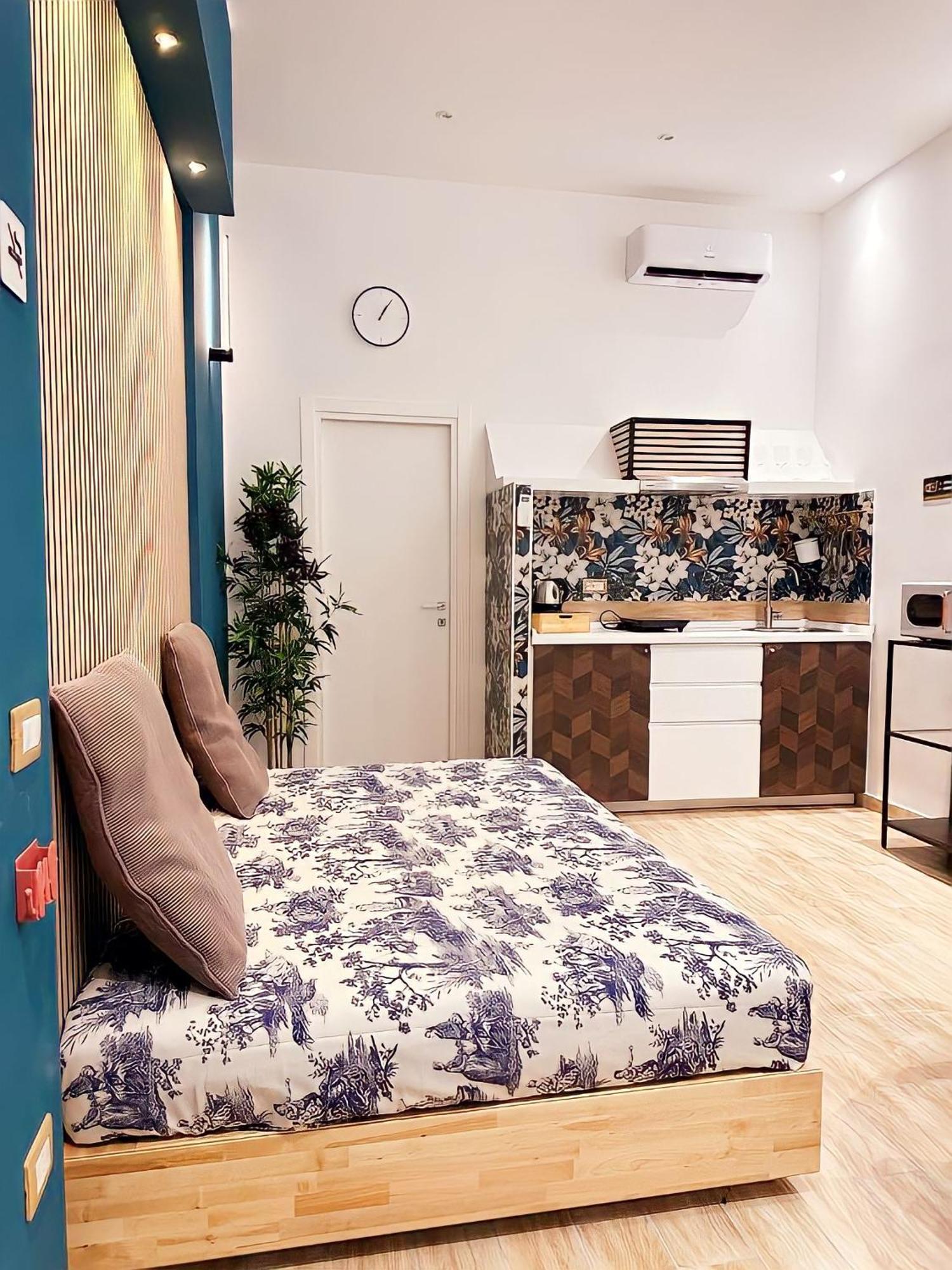 City Focus Apartment2 Napoli Екстер'єр фото